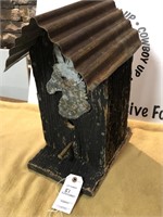 Mule Birdhouse  w/tin roof