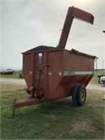 Hinson 812 Grain Cart