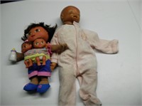 2 Baby dolls