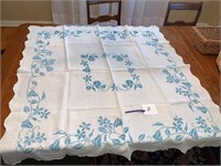 Antique EMBROIDERED TABLE CLOTH