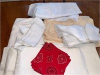 LARGE LOT OF TABLE LINENS