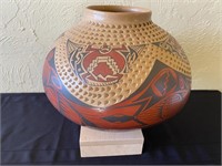 Mata Ortiz Pottery by Daniel Gonzalez