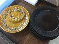 Handmade glass platter and 6 plastic plates