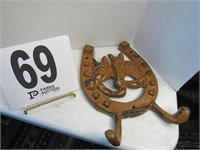 Iron Horse Shoe Hook (R1)