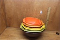 Tupperware Assorted Size Bowls