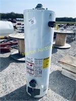 40 gallon natural gas water heater