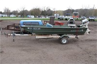 12' Alumacraft Flat Bottom Fishing Boat