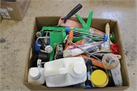 BOX OF MISC. PAINTING SUPPLIES