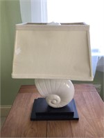 Vintage Ceramic Sea Shell Table Lamp