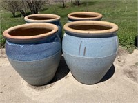 Four Blue pots