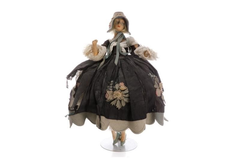 MAY 12TH SPECIALTY AUCTION, FEATURING ANTIQUE DOLLS