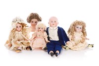 FOUR SMALL ANTIQUE DOLLS AND ONE BISQUE HEAD