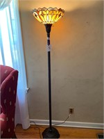 BEAUTIFUL TIFFANY STYLE FLOOR LAMP