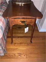 BEAUTIFUL MAPLE END TABLE