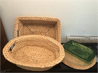 Collection of Baskets, Glass Tray & Plastic Tray