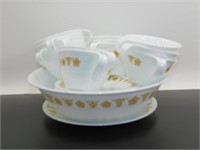 ** Corelle “Butterfly Gold” including Extra Large