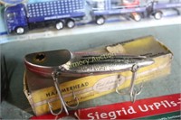 FRED ARBOGAST LURE W/ BOX