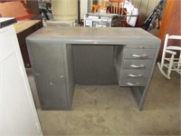 Cole Steel Mechanics Desk with Key - Pick up only