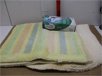 Assorted Rugs & Box Disposable Gloves