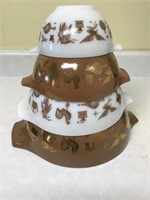 Pyrex Handled Nesting Bowls