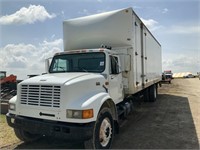 International 4900 Box Truck