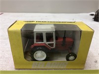 Belarus 1/43 scale model tractor