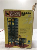 Girder and panel building set