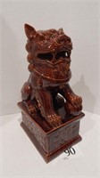 CERAMIC FOO DOG ON PEDESTAL 17 IN