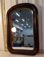 Beautiful wood curved mirror with lovely acorn