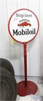 Round Gargoyle Mobil sign w/ Original Mobil Stand