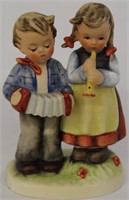 1965 HUMMEL "BIRTHDAY SERENADE" FIGURINE