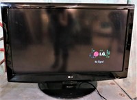 42" LG FLAT SCREEN TV m#42LF11