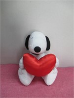 Snoopy Stuff Dog with Heart