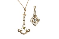 TWO EDWARDIAN GOLD PENDANTS WITH CHAIN, 3g