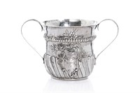 GEORGE III ENGLISH SILVER CAUDLE CUP, 78g