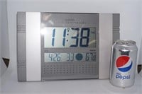 Lacrosse Atomic Clock Indoor Clock Thermometer