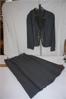 Very Nice Trachten Gerlach German Skirt & Jacket