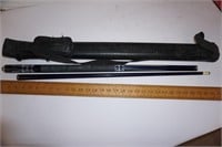Nice 2 pc Pool Cue w/ Carry Case
