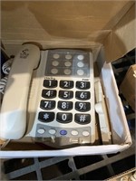 Large button corded phone