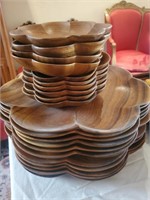 20pc Wood Plates/ Bowls