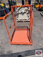 Attachment forklift mounted person basket