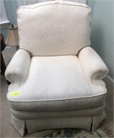 MOTIONCRAFT UPHOLSTERED RECLINER