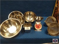 Scale with set of bowls and cone shape metal strai