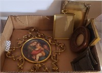 Round Art, Small Picture Frames