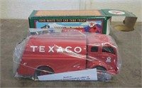 Diecast Texaco Bank 1949 White Tilt Cab Tank