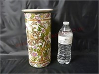 Asian Porcelain Vase ~ 10" tall