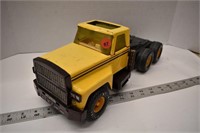 Nylint T/A Tin Toy Truck (May need some repair)