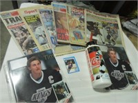 Gretzky, newspapers, beckett, reprint rookie cards