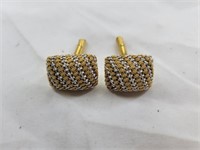 18K gold cuff links, .52oz