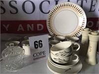 Miscellaneous Vintage Dish Lot